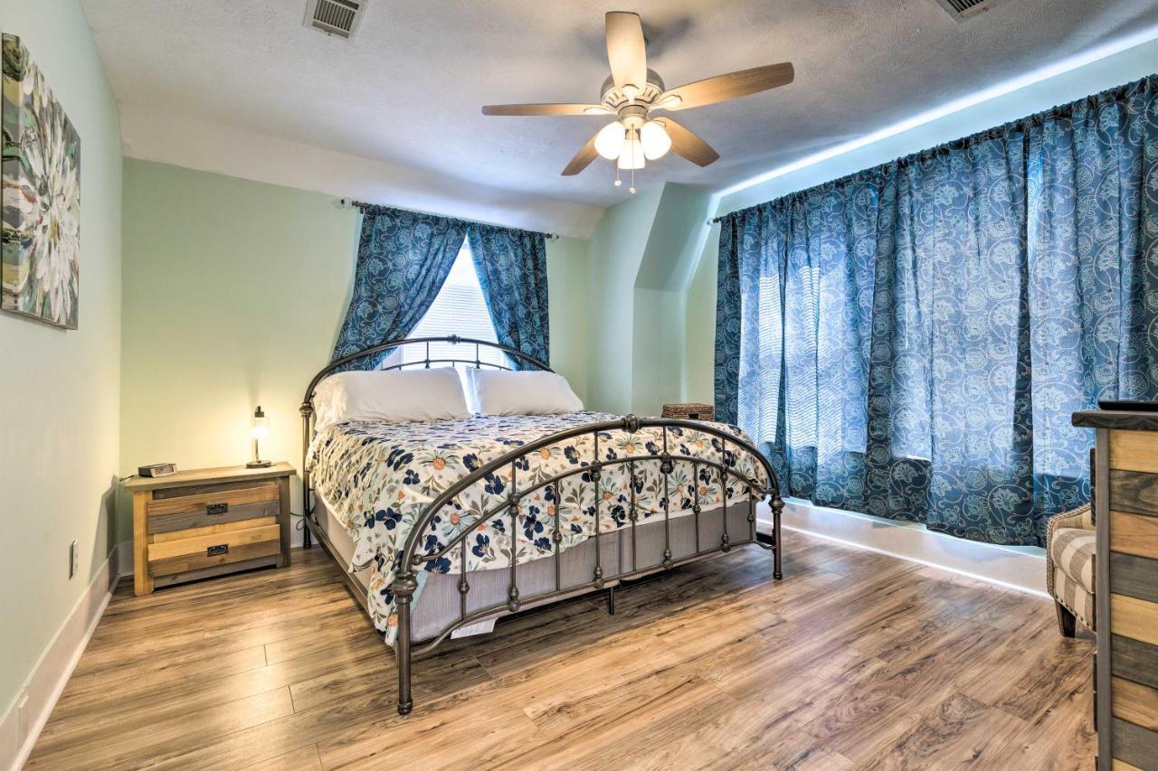 Beachside Getaway - Walk To Gulf, Pier And Casino! Villa Gulfport Exterior foto